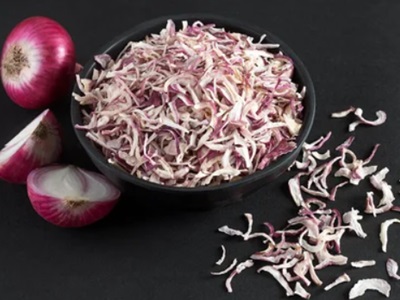 Dehydrated Red Onion